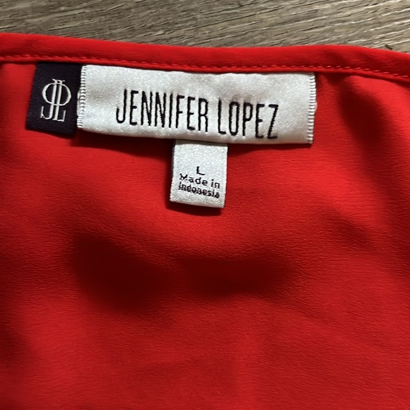 Red J-lo Blouse, size large - Picture 4 of 9
